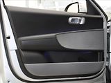 Hyundai Ioniq 6 0,0 ECO 53kWh 111kW 29tkm! - náhled 17
