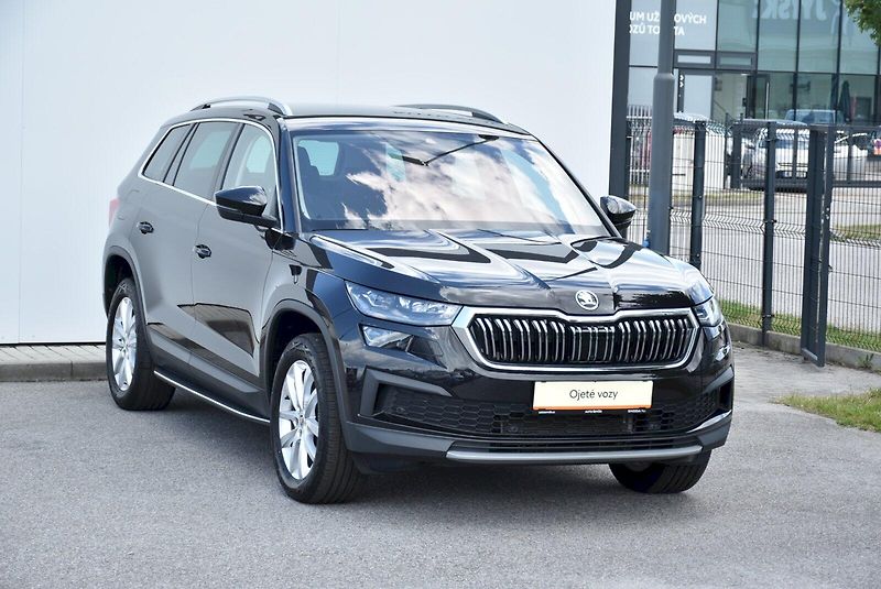Škoda Kodiaq (2023) Style Plus 2.0 TSI 4X4 DSG - fotka 8 z 34