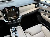 Volvo XC90 AKCE 4+4 ULTRA T8, B&W, VZDUCH - náhled 24