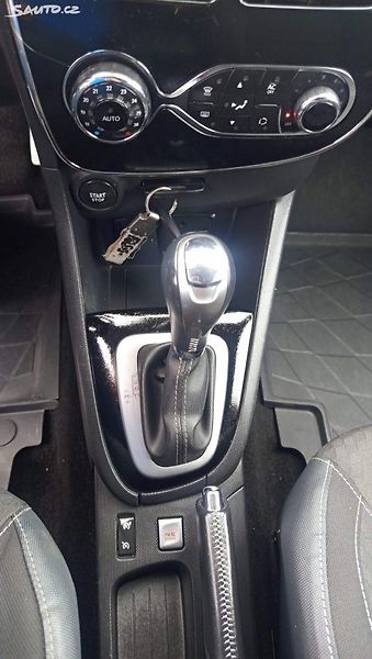 Renault Clio (2013) - fotka 31 z 34