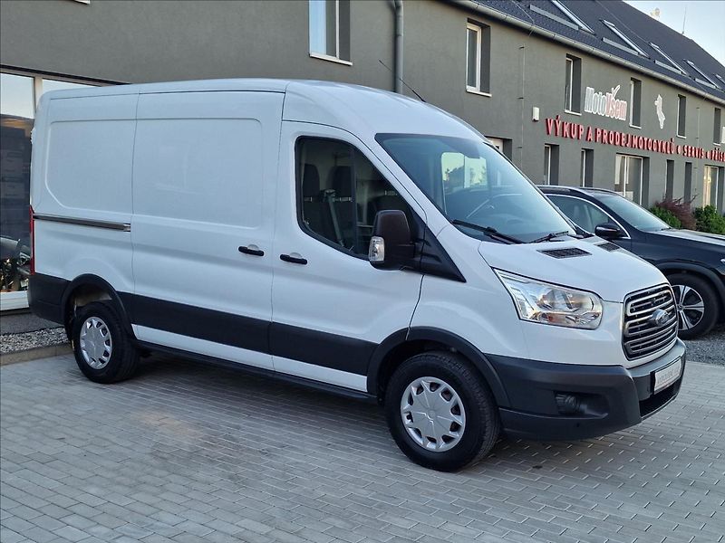 Ford Transit 2.0TDCi 77kW 350 TREND L2 - fotka 2 z 44