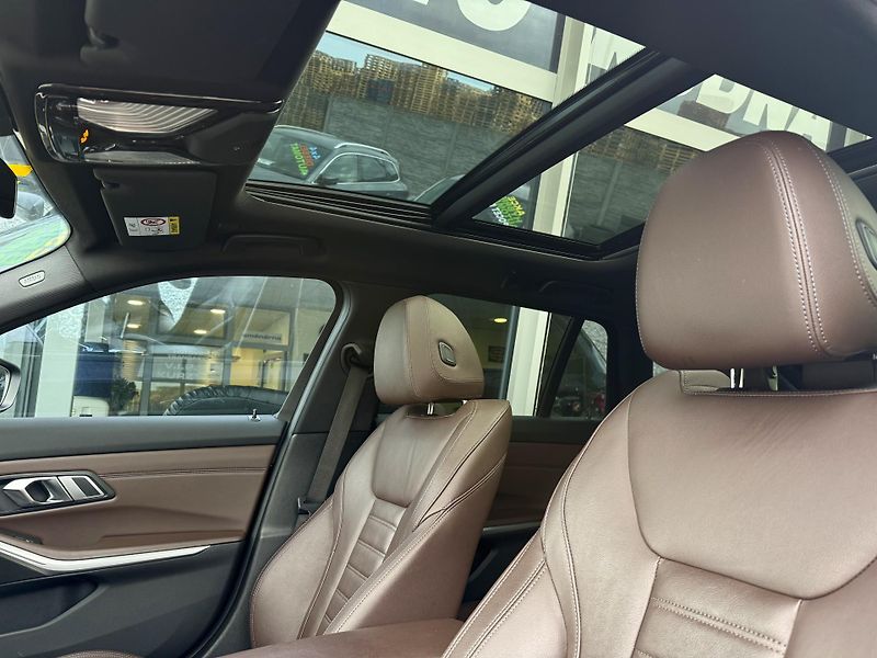 BMW Řada 3 318d Steptronic REZERVACE - fotka 22 z 47