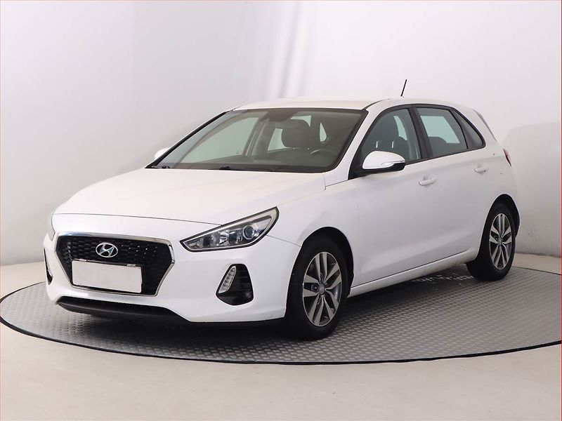 Hyundai i30 (2017) 1.4 CVVT, Serv.kniha, Tempomat - fotka 2 z 20