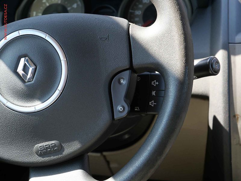 Renault Mégane (2006) 1.5 dCi, servis.kniha - fotka 13 z 14