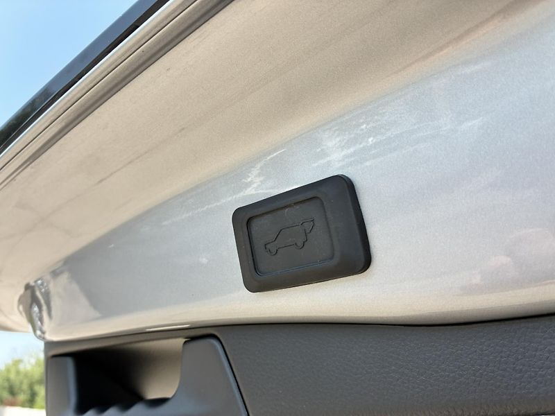 Toyota RAV4 2.5 HSD e-CVT AWD GR-Sport Taž - fotka 22 z 24