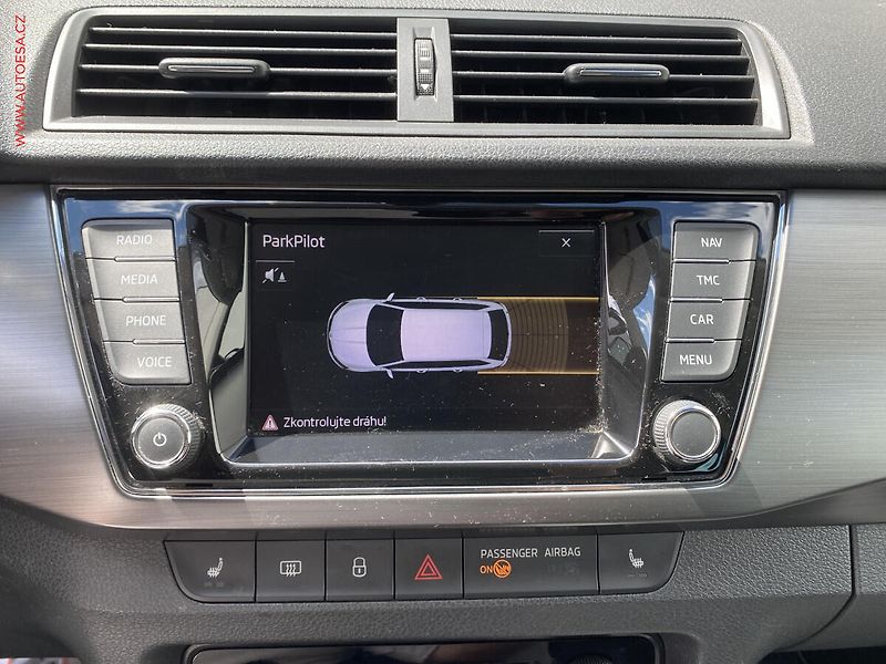 Škoda Fabia (2016) 1.2 TSi, Joy, DSG, navi - fotka 18 z 18