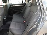Volkswagen Passat (2015) 2.0 TDi, Comfortline, panor - náhled 10