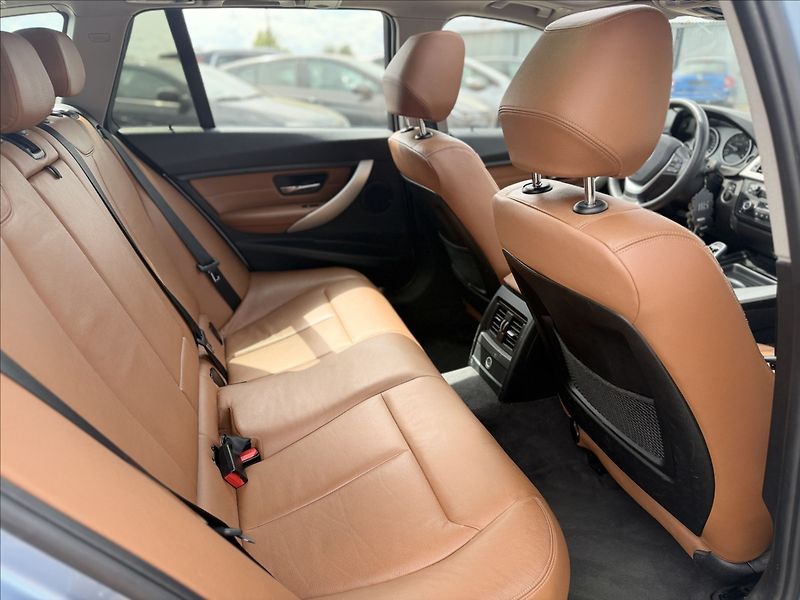 BMW Řada 3 2,0 XDRIVE NAVI,LED,PANO,DPH - fotka 30 z 39