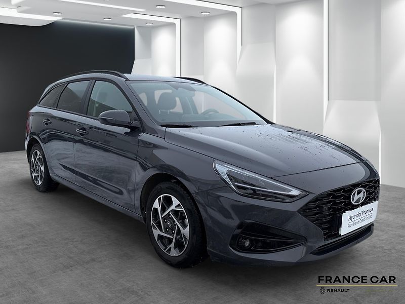 Hyundai i30 (2025) 1.0 T-GDi 74kW Family - fotka 3 z 24