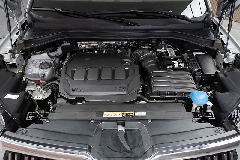 Škoda Kodiaq 2.0 TDI STYLE+*TAŽNÉ*DPH*ČR 1M - fotka 40 z 48