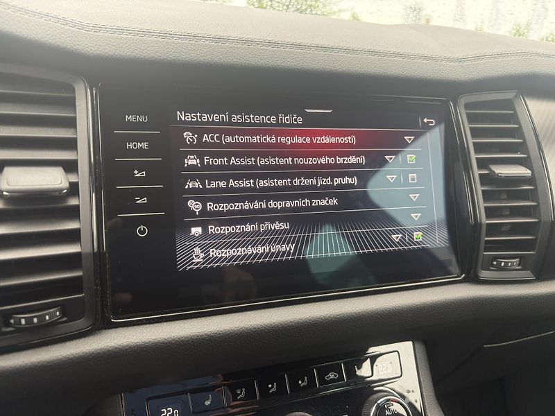 Škoda Kodiaq 2.0TDI Sportline DSG 4x4 7míst - fotka 24 z 24