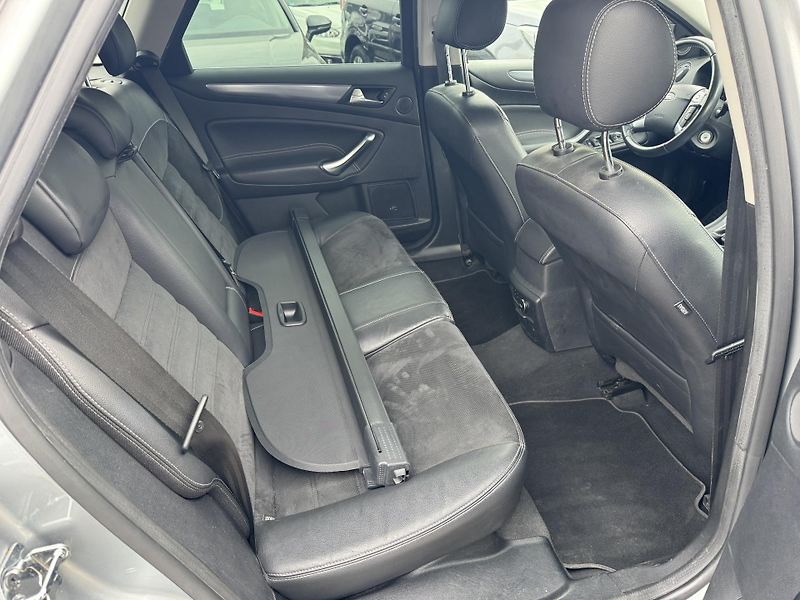 Ford Mondeo 1,6EcoBoost Titanium Plus, ČR - fotka 11 z 23