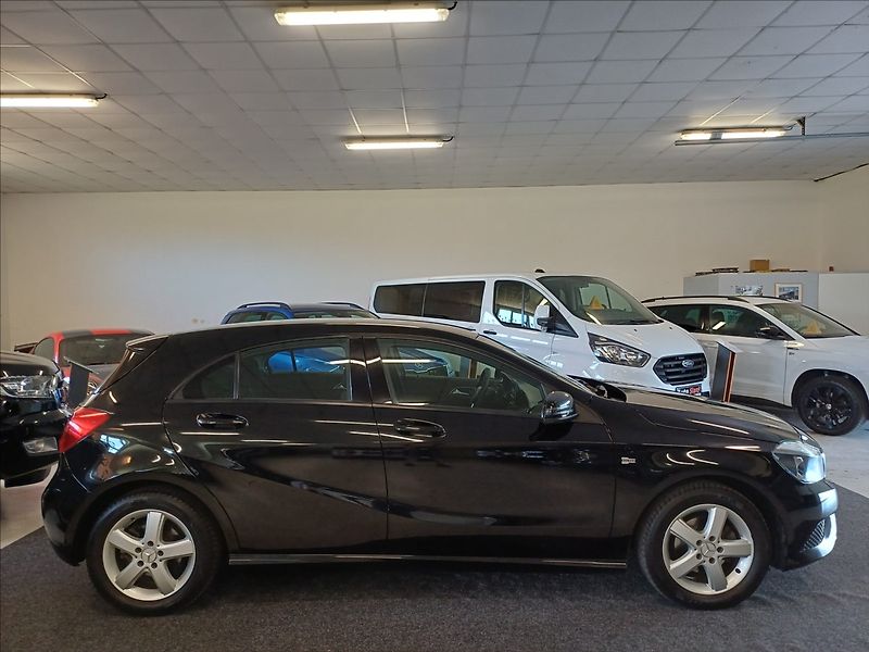 Mercedes-Benz Třídy A 180 CDi,po servisu - fotka 4 z 27