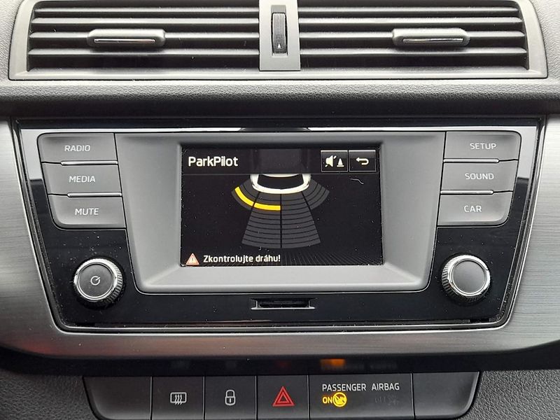 Škoda Fabia Style 1.2 TSI 81kW 6MP - fotka 20 z 20
