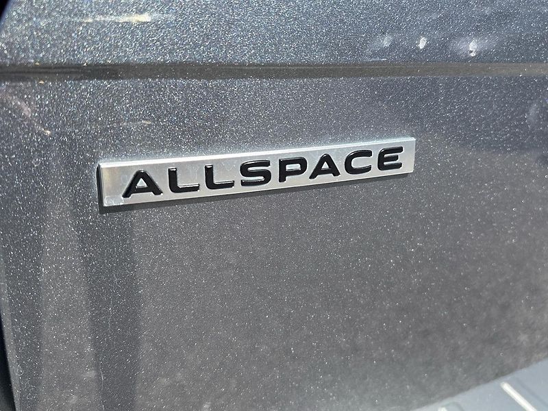Volkswagen Tiguan Allspace (2022) 1.5 TSI, 110kw - fotka 22 z 23