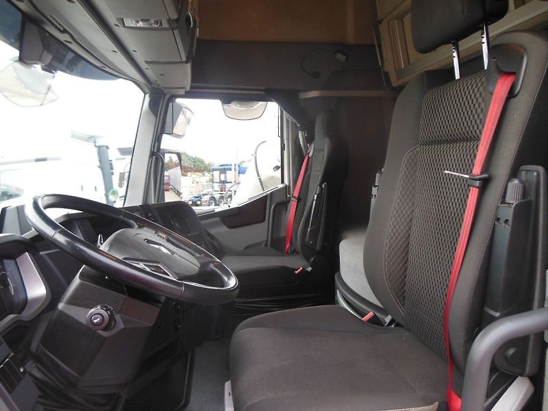 Renault Trucks T T520 COMFORT, LOWDECK, TOP STA - fotka 11 z 19