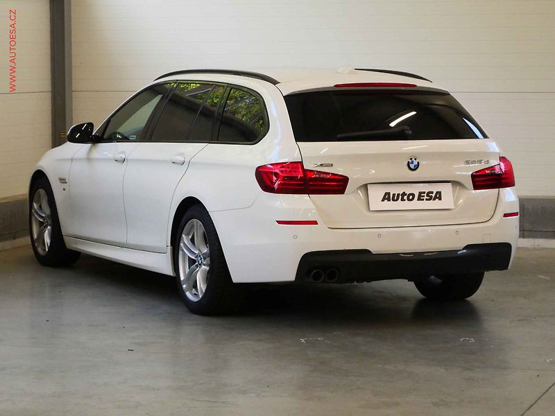 BMW Řada 5 (2016) 2.0d 525D xDrive, ČR, AT - fotka 6 z 22