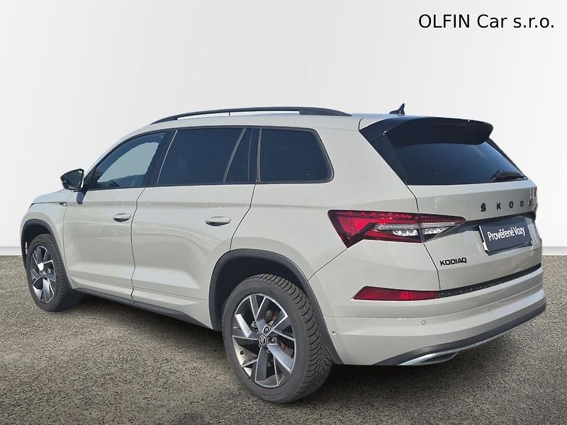 Škoda Kodiaq 2.0 TSI DSG 4X4 Sport Exclusiv - fotka 7 z 29