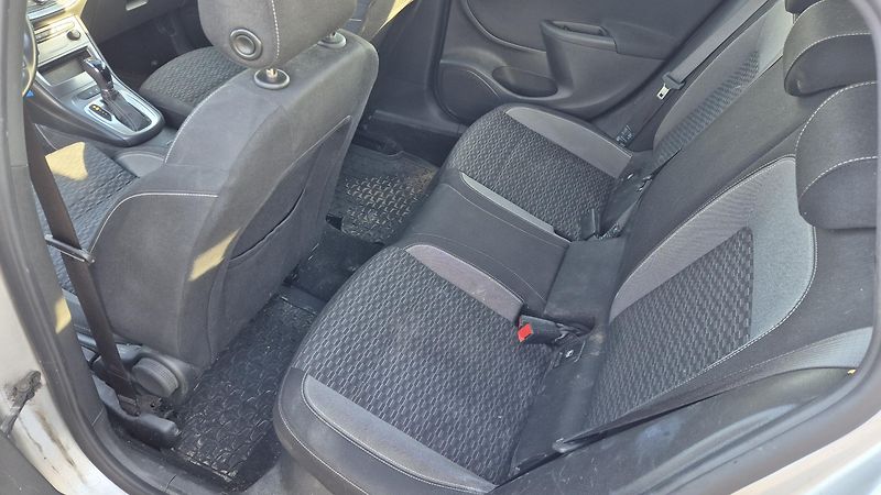 Opel Astra (2020) AUTOMAT, NEFUNKČNÍ MOTOR - fotka 8 z 10