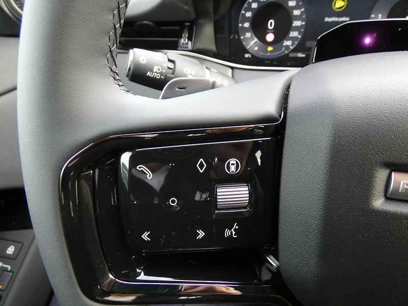 Land Rover Range Rover Evoque (2026) S D165 AWD automat    - fotka 23 z 40