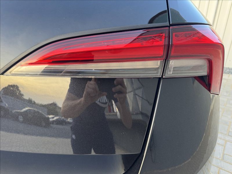 Škoda Scala 1,0 TSI STYLE DPH 1.maj. ČR - fotka 17 z 50