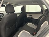 Kia Ceed 1.6 CRDI EXCLUSIVE - náhled 18