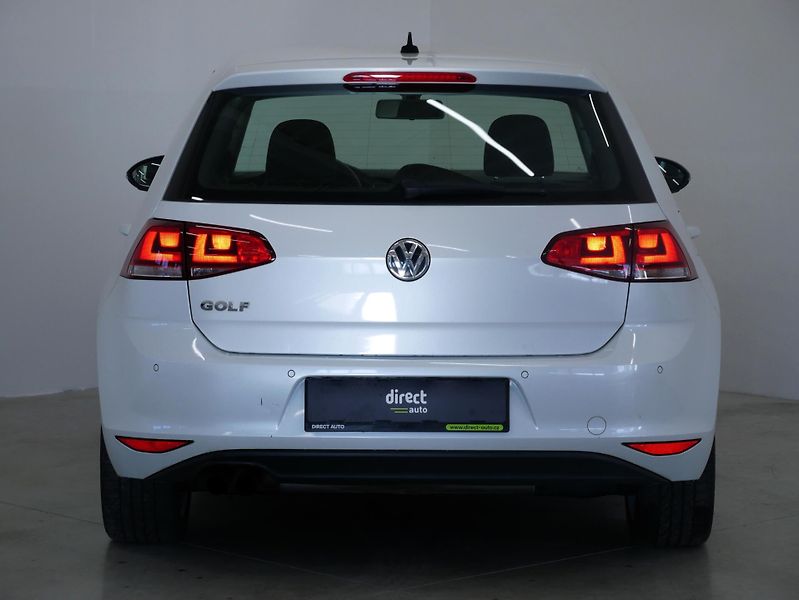 Volkswagen Golf - fotka 6 z 25