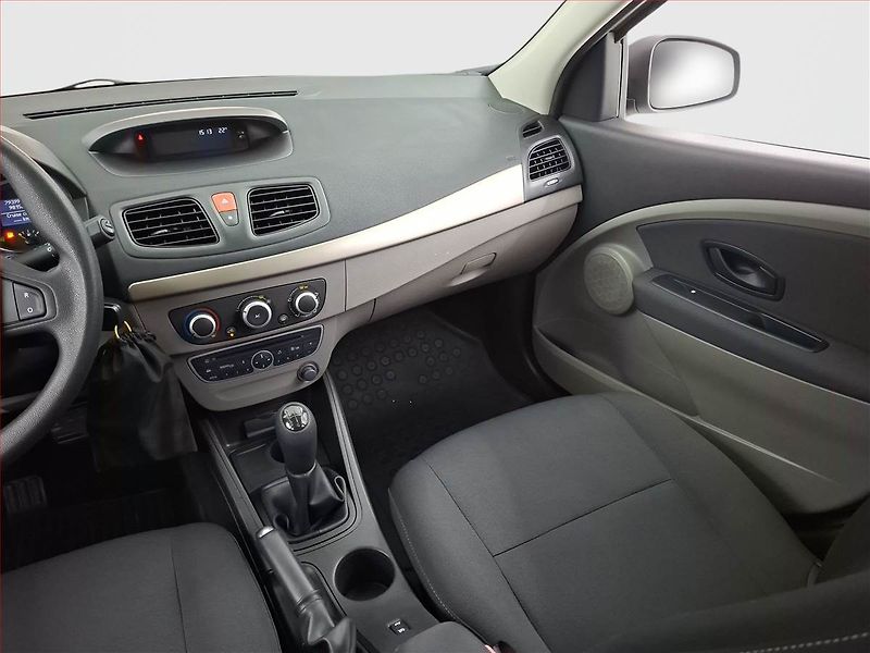 Renault Mégane (2010) 1.6 16V, Tempomat - fotka 8 z 16