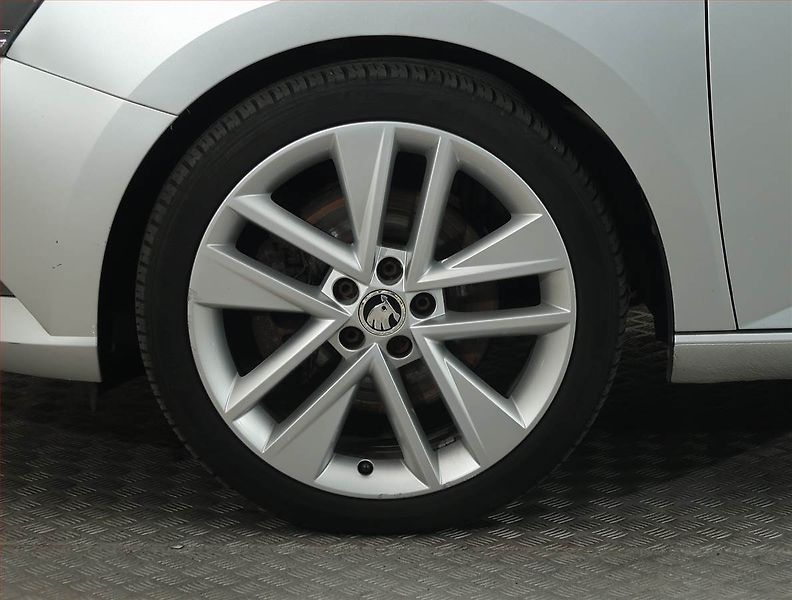 Škoda Fabia (2016) Ambition 1.2 TSI, Tempomat - fotka 14 z 15