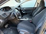 Peugeot 308 (2018) Allure 1.6 BlueHDi EAT6 - náhled 34