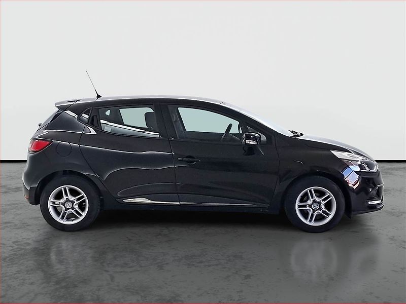 Renault Clio (2019) 0.9 TCe, Tempomat - fotka 6 z 14