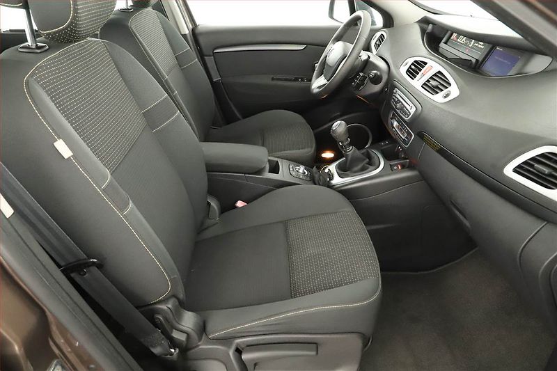 Renault Scénic (2009) 1.9 dCi, po STK, Tažné - fotka 7 z 14