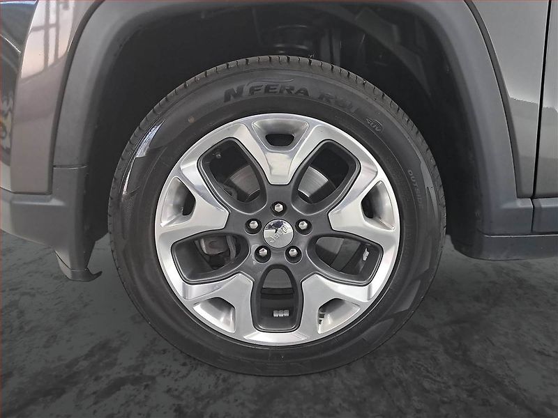 Jeep Compass (2020) 1.4 MultiAir, 4X4, Automat - fotka 15 z 17