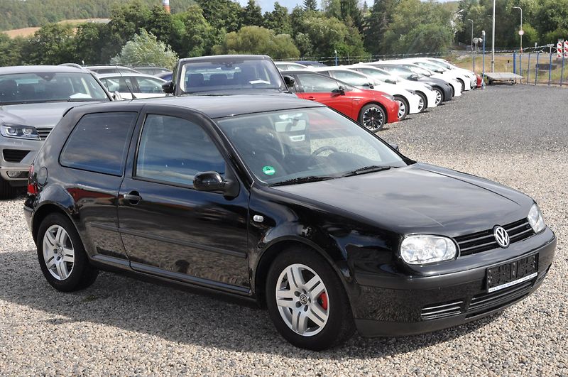 Volkswagen Golf IV 1.9TDi 74kW 3dv. - fotka 2 z 15