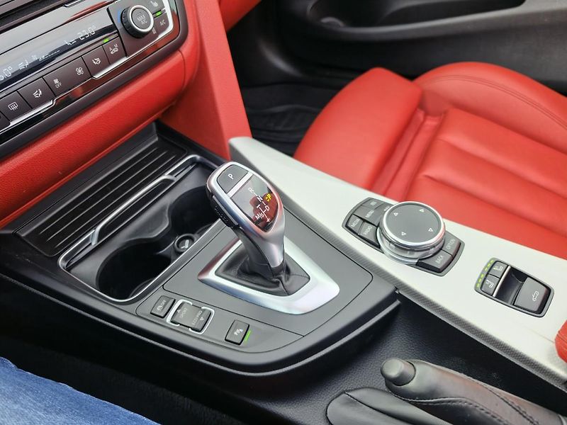 BMW Řada 4 (2015) 435ixDrive TOP CABRIO ČR 1.MAJ - fotka 29 z 48