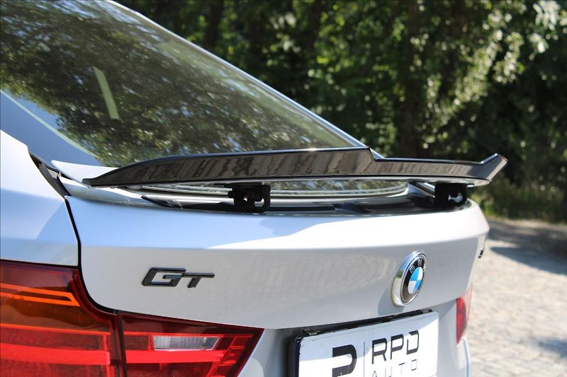 BMW Řada 3 320i GT / xDrive / HUD / 360° - fotka 47 z 49