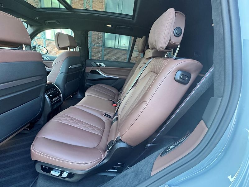 BMW X7 (2025) xDrive40d M SPORT PRO + Záruka - fotka 13 z 34
