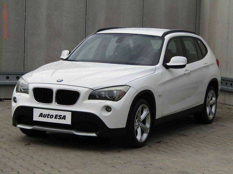 BMW X1 (2011) 2.0d xDrive18d, AT, bixen - fotka 3 z 18