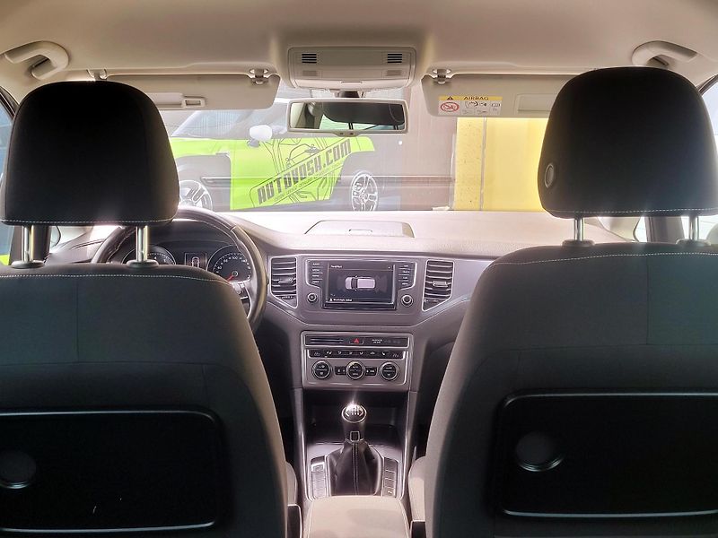 Volkswagen Golf Sportsvan TSi LOUNGE *SERV.KN. WEBASTO - fotka 16 z 69