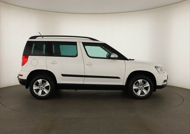 Škoda Yeti (2014) 2.0 TDI, 4X4, Tempomat - fotka 6 z 13