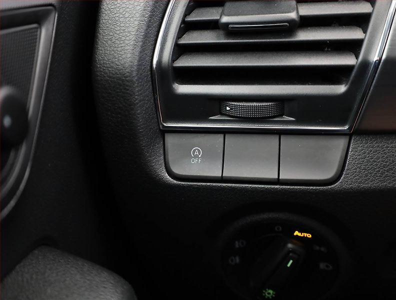 Škoda Fabia (2021) Style 1.0 TSI, Tempomat - fotka 17 z 19