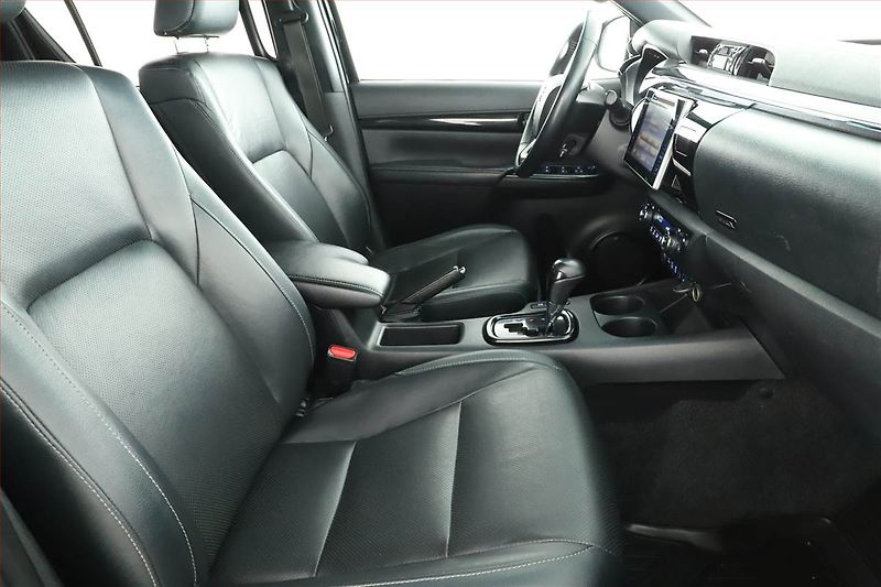 Toyota Hilux (2019) 2.4 D-4D - fotka 7 z 18