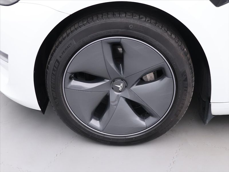 Tesla Model 3 Long Range 79kWh DPH - fotka 23 z 30