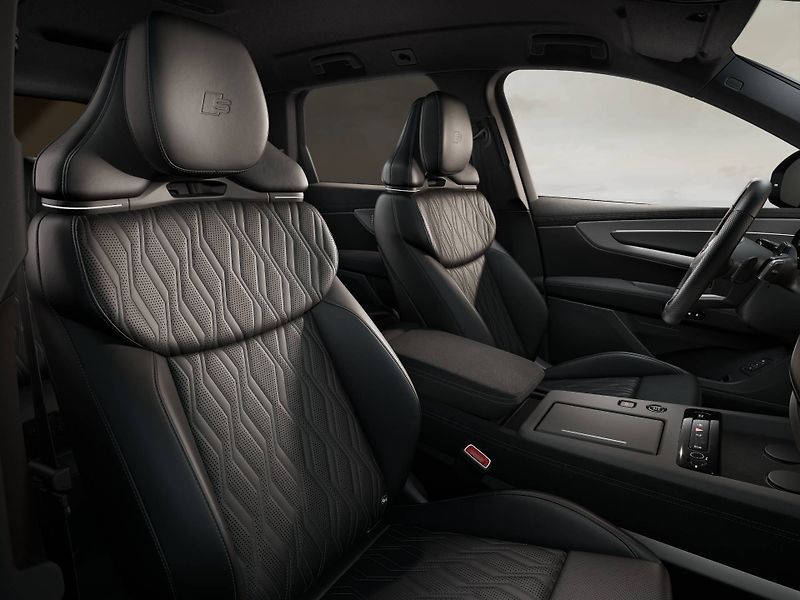 Audi Q7 Quattro 8TT 3,0TDI - fotka 6 z 7