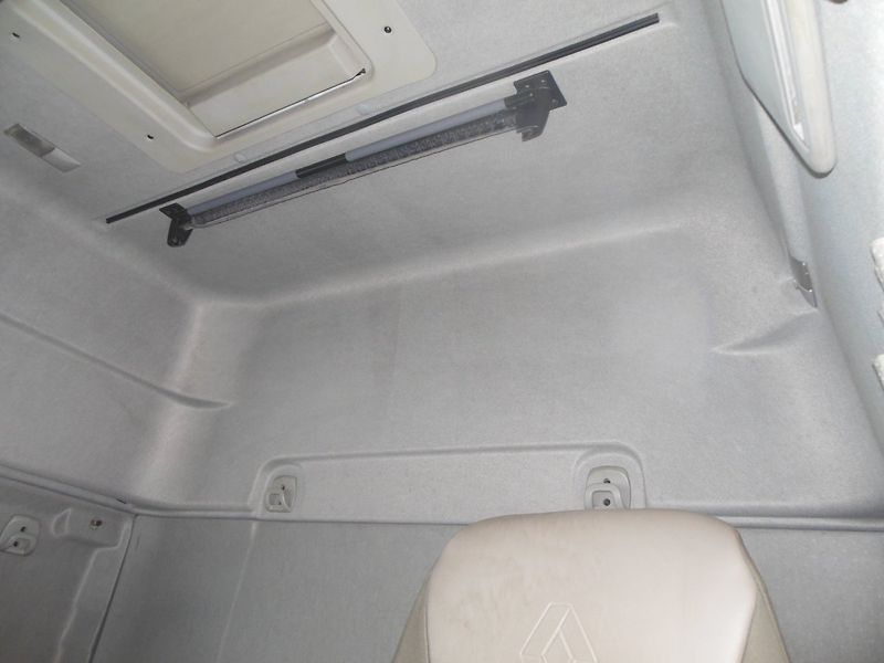 Renault Premium R 460.26 DXi, BDF, 6x2, Euro 5 - fotka 17 z 28