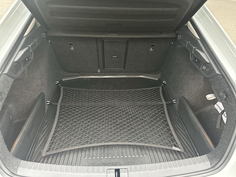 Škoda Octavia (2023) - fotka 14 z 16