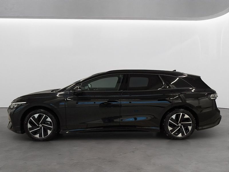 Volkswagen ID.7 Tourer GTX 4M DCC IQ 360 HuD Pano Taž - fotka 3 z 10
