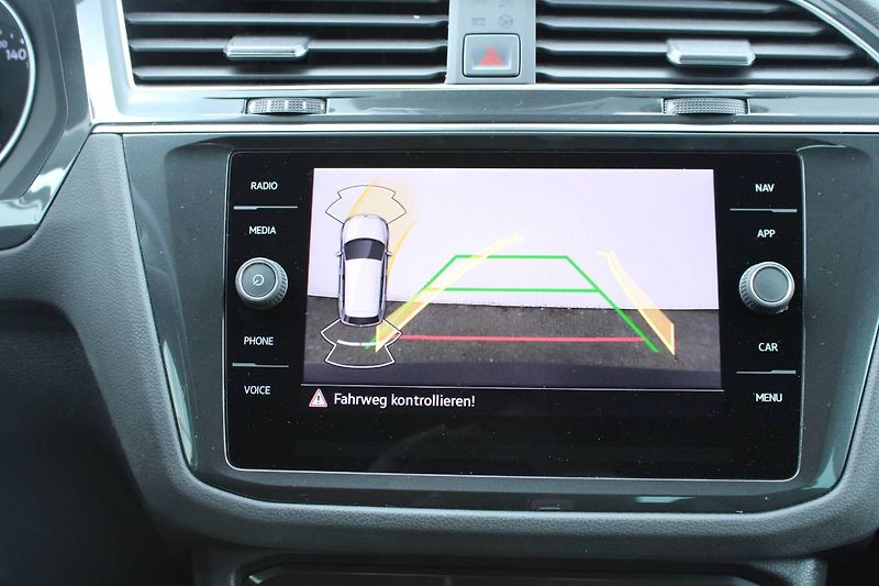 Volkswagen Tiguan (2022) 1.5 TSI 110kW LED manuál - fotka 6 z 35