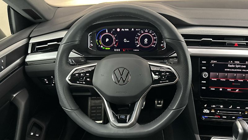 Volkswagen Arteon 1.4 TSI PHEV DSG R-Line Shooti - fotka 9 z 32