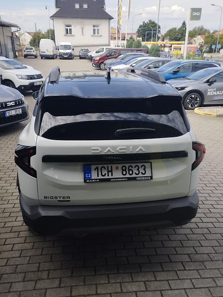 Dacia Bigster (2026) Journey hybrid 155 - fotka 3 z 6